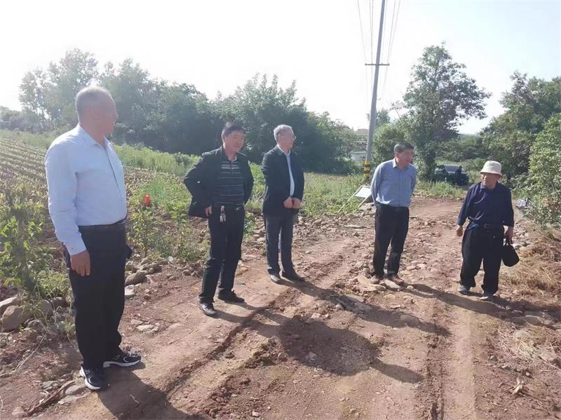 来安县老科协三农工委,医卫工委开展中药材产业发展情况调研活动